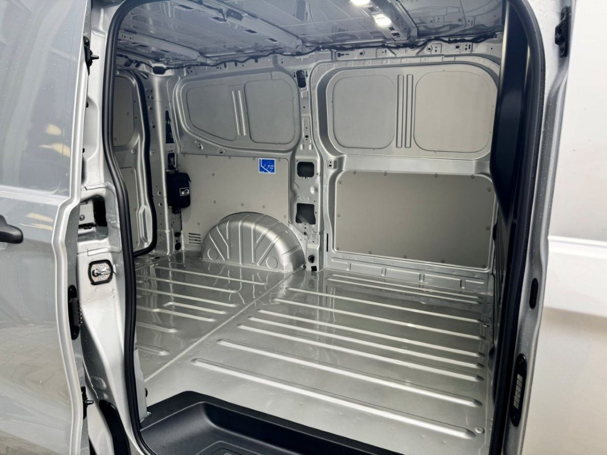 Fahrzeugabbildung Ford Transit Custom 2,0 Ecoblue 320 L1 Kasten Trend