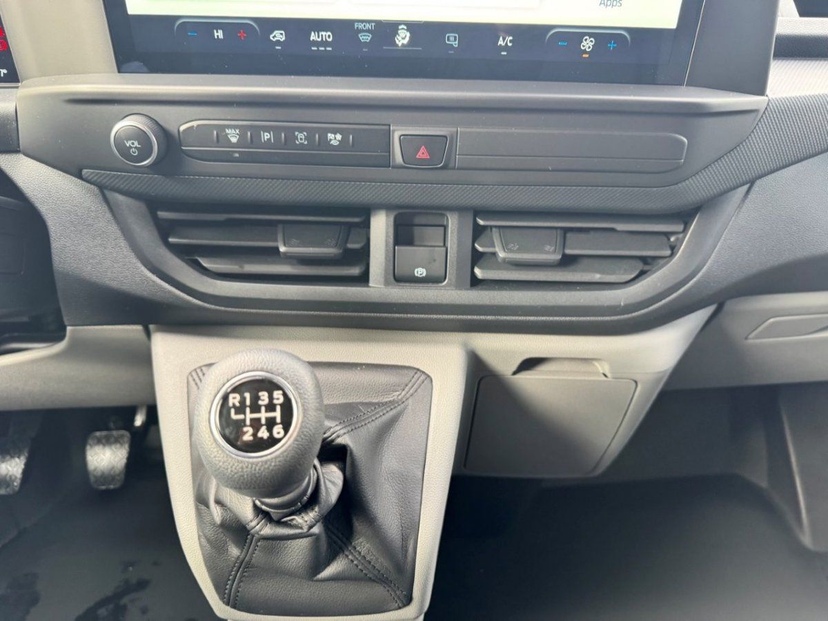 Fahrzeugabbildung Ford Transit Custom 2,0 Ecoblue 320 L1 Kasten Trend