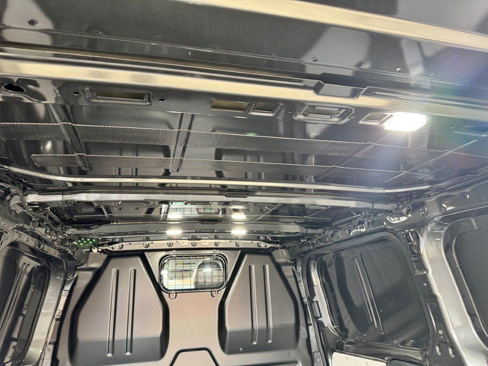 Fahrzeugabbildung Ford Transit Custom 2,0 Ecoblue 320 L1 Kasten Trend