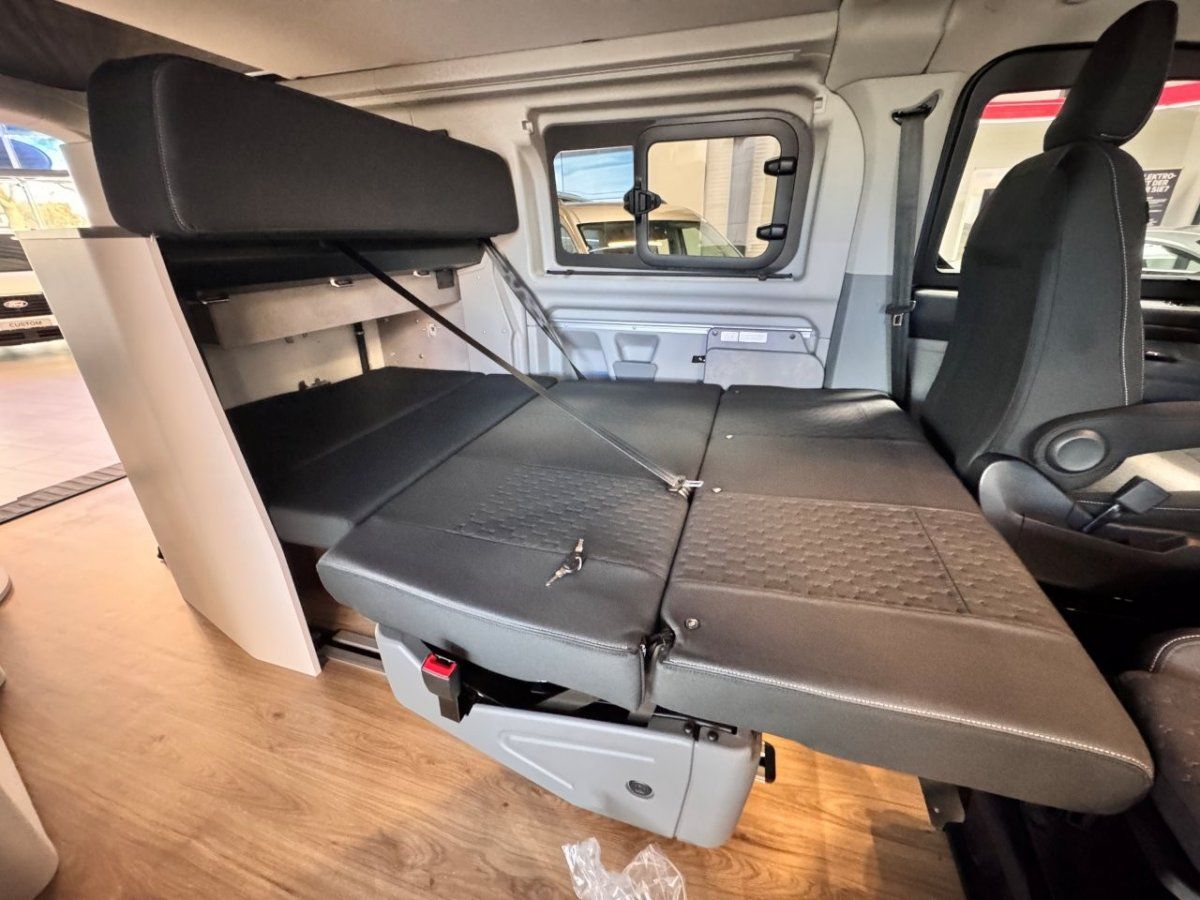Fahrzeugabbildung Ford Nugget 2.0 Ecoblue AWD 320L2 Titanium Ausstellda