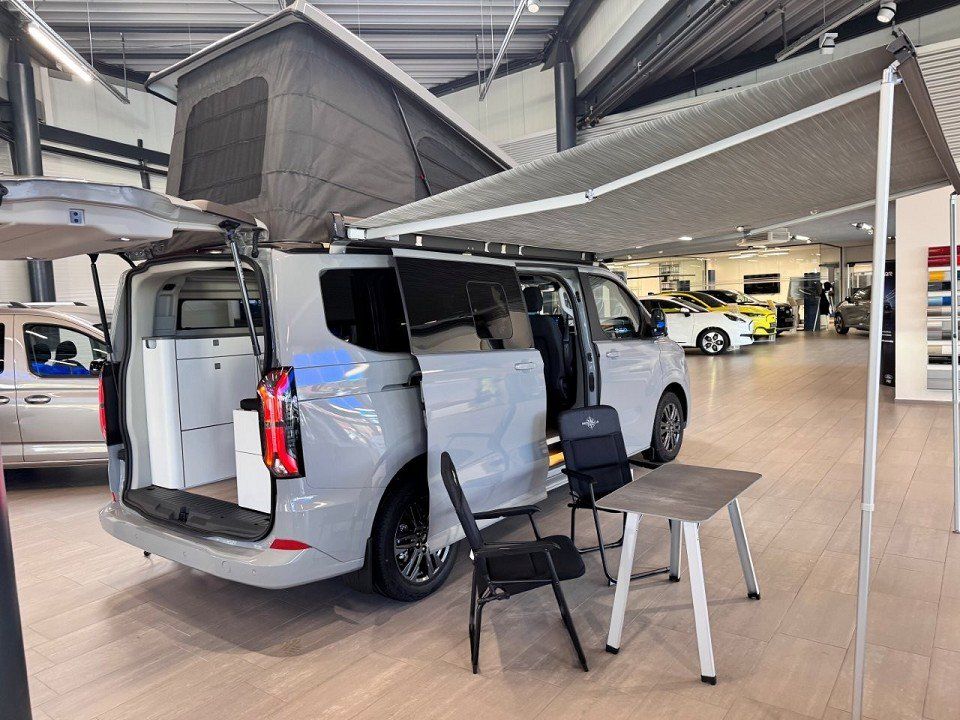 Fahrzeugabbildung Ford Nugget 2.0 Ecoblue AWD 320L2 Titanium Ausstellda