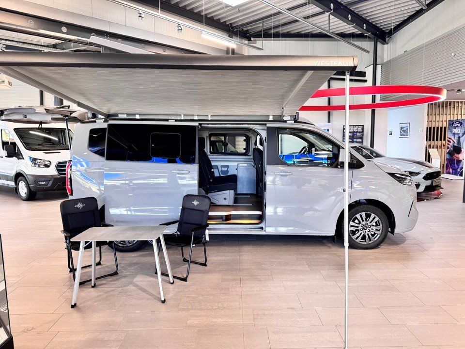 Fahrzeugabbildung Ford Nugget 2.0 Ecoblue AWD 320L2 Titanium Ausstellda