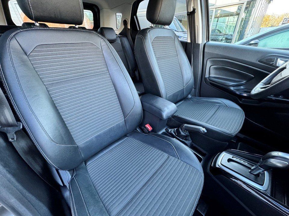 Fahrzeugabbildung Ford EcoSport 1.0 Ecoboost Titanium Automatik Titaniu