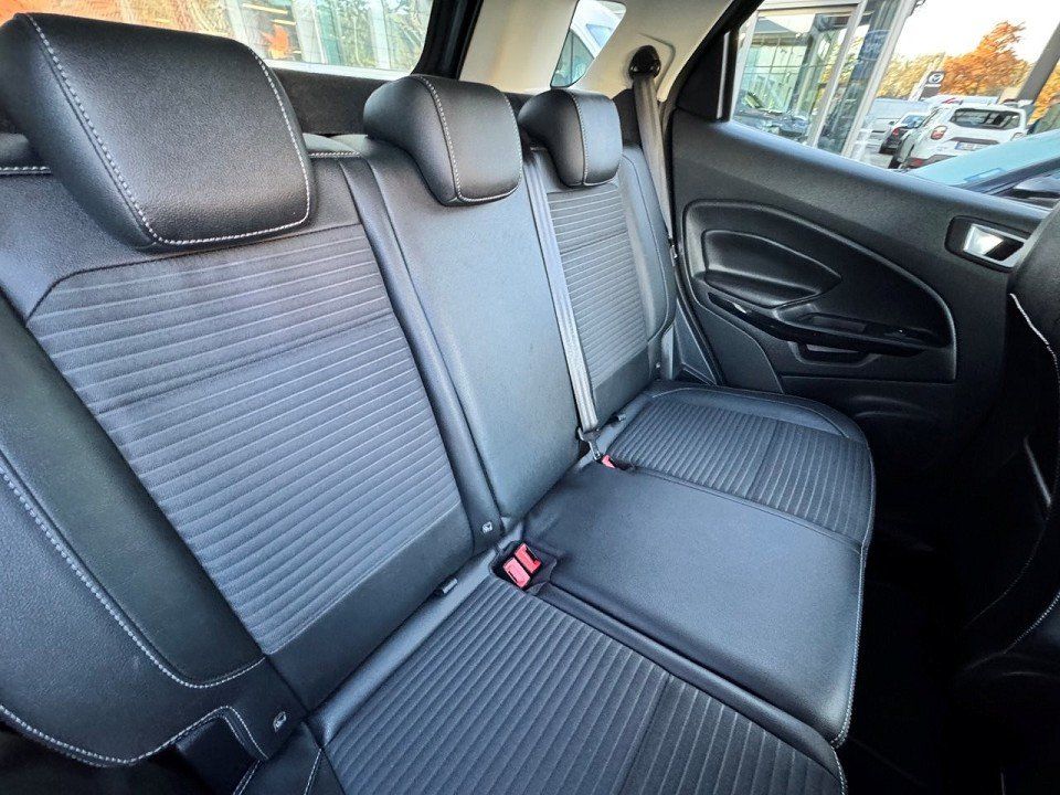 Fahrzeugabbildung Ford EcoSport 1.0 Ecoboost Titanium Automatik Titaniu