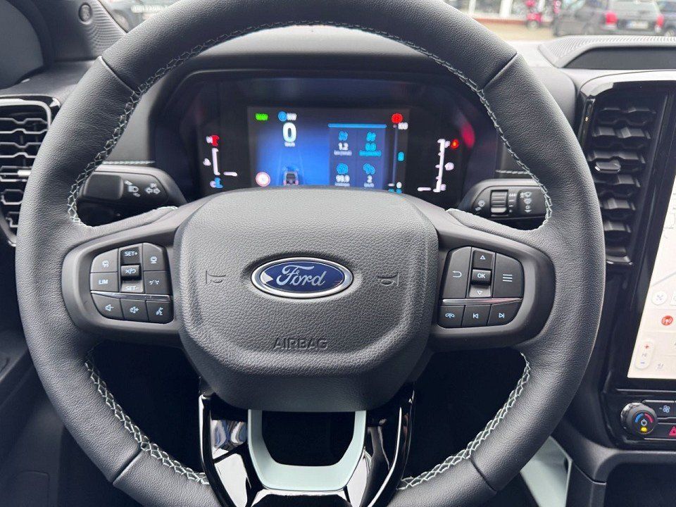 Fahrzeugabbildung Ford Ranger 2,3 PHEV Doppelkabine Stormtrak Automatik