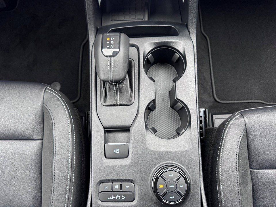 Fahrzeugabbildung Ford Ranger 2,3 PHEV Doppelkabine Stormtrak Automatik