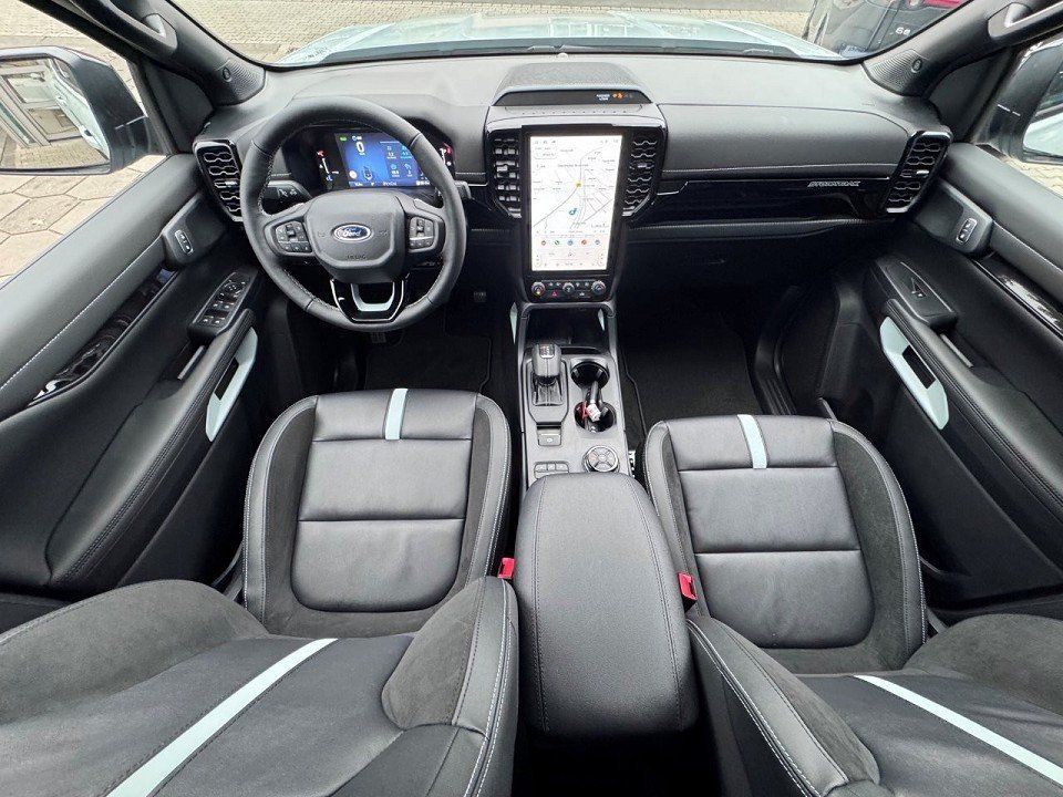 Fahrzeugabbildung Ford Ranger 2,3 PHEV Doppelkabine Stormtrak Automatik
