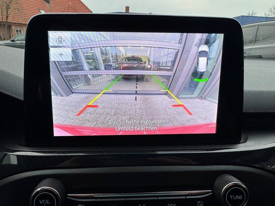 Fahrzeugabbildung Ford Focus ST 2.3 EcoBoost Automatik