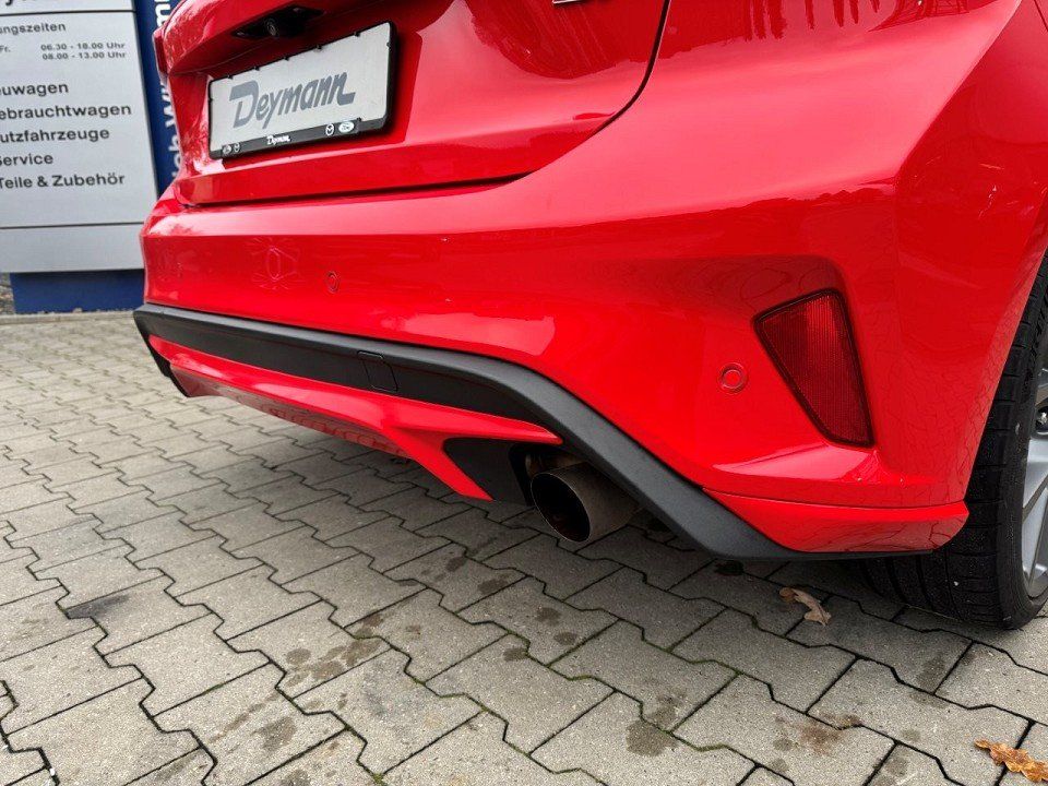 Fahrzeugabbildung Ford Focus ST 2.3 EcoBoost Automatik