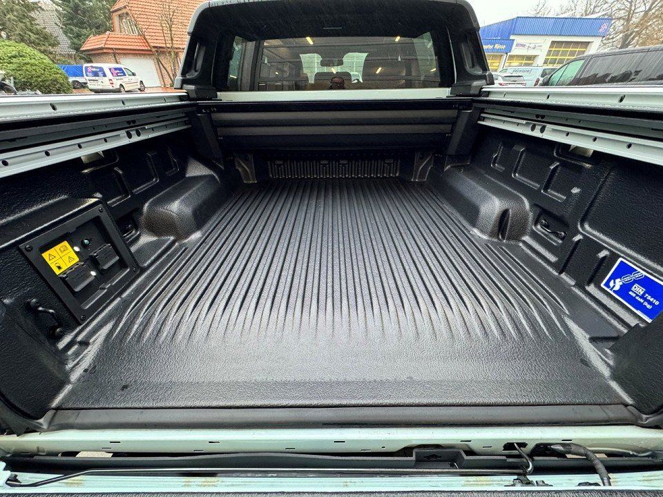 Fahrzeugabbildung Ford Ranger 2,3 PHEV Doppelkabine Stormtrak Automatik