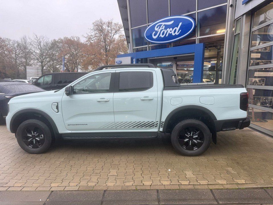 Fahrzeugabbildung Ford Ranger 2,3 PHEV Doppelkabine Stormtrak Automatik