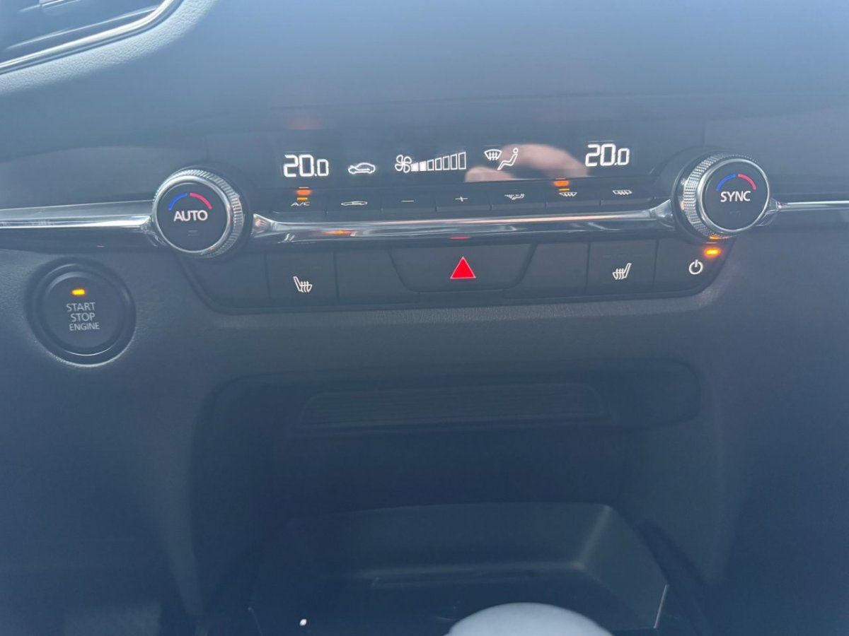 Fahrzeugabbildung Mazda CX-30 2.5L e-SKYACTIV G 140ps 6AT FWD Homura