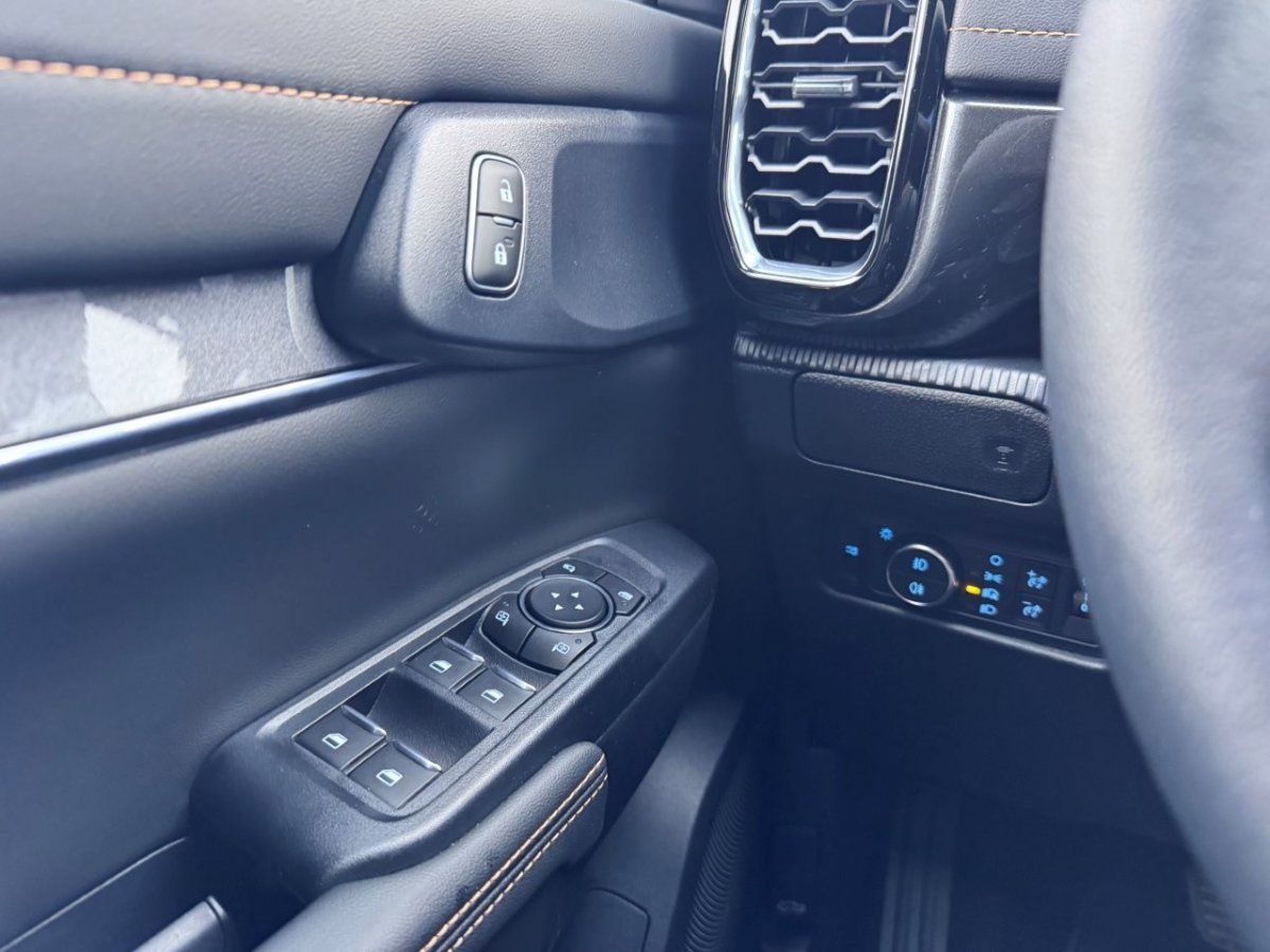 Fahrzeugabbildung Ford Ranger 2,0 Ecoblue Doppelkabine Wildtrak Automat