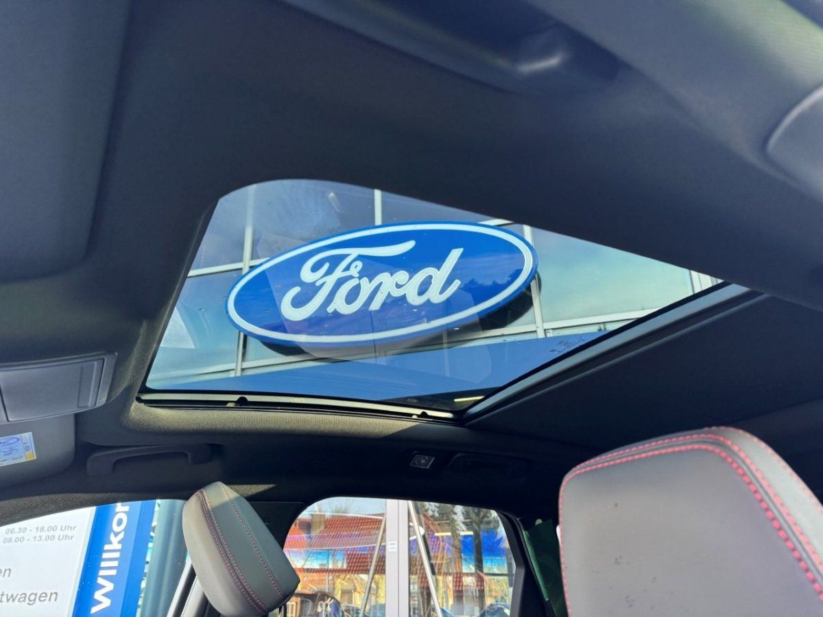 Fahrzeugabbildung Ford Kuga 2,5 FHEV AWD ST-Line X Automatik