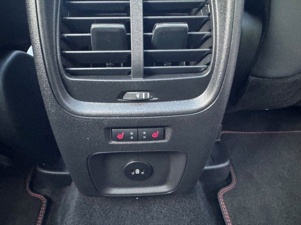 Fahrzeugabbildung Ford Kuga 2,5 FHEV AWD ST-Line X Automatik