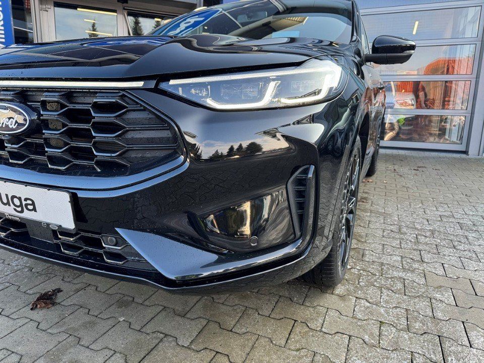 Fahrzeugabbildung Ford Kuga 2,5 FHEV AWD ST-Line X Automatik