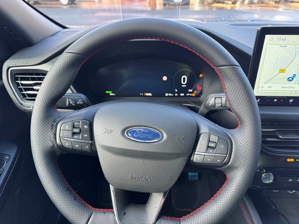 Fahrzeugabbildung Ford Kuga 2,5 FHEV AWD ST-Line X Automatik