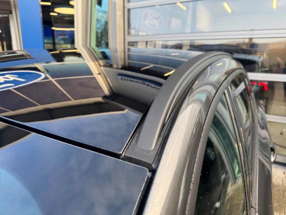 Fahrzeugabbildung Ford Kuga 2,5 FHEV AWD Active X Automatik