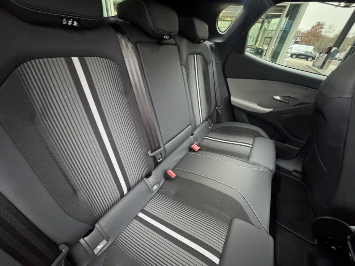 Fahrzeugabbildung Ford Capri EV RWD Select Extended Range