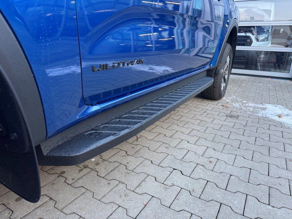 Fahrzeugabbildung Ford Ranger 2,3 PHEV Doppelkabine Wildtrak Automatik