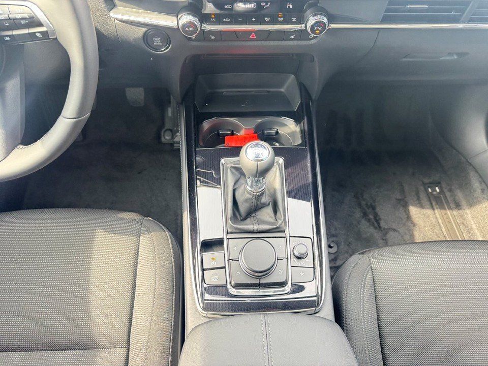 Fahrzeugabbildung Mazda CX-30 2.5L e-SKYACTIV G 140ps FWD Center-Line