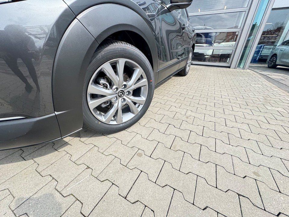 Fahrzeugabbildung Mazda CX-30 2.5L e-SKYACTIV G 140ps FWD Center-Line