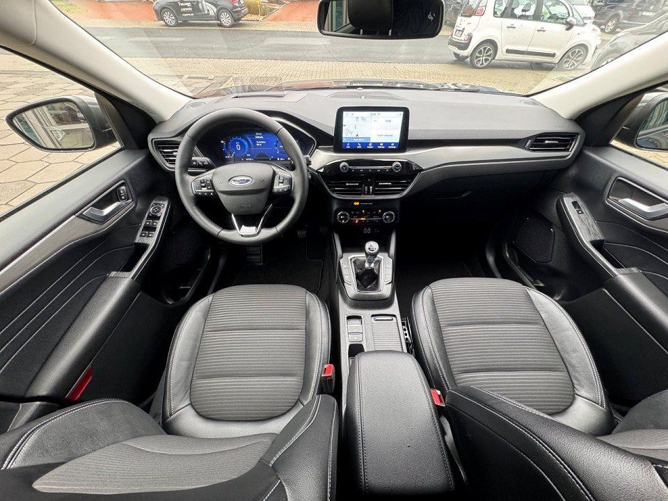 Fahrzeugabbildung Ford Kuga 1.5 Ecoboost Titanium X