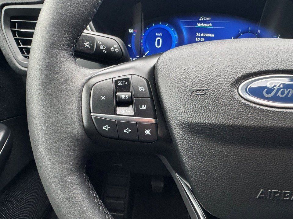 Fahrzeugabbildung Ford Kuga 1.5 Ecoboost Titanium X