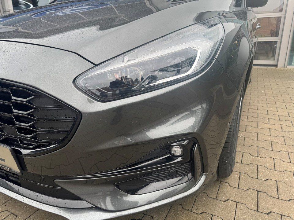 Fahrzeugabbildung Ford S-Max 2.5 FHEV ST-Line Automatik