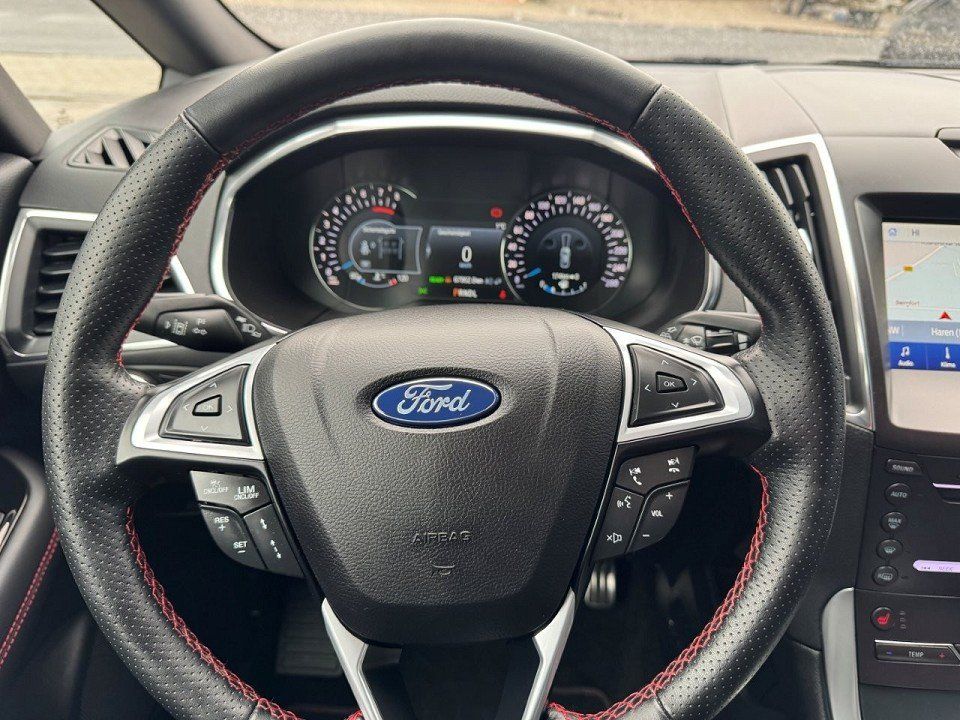 Fahrzeugabbildung Ford S-Max 2.5 FHEV ST-Line Automatik