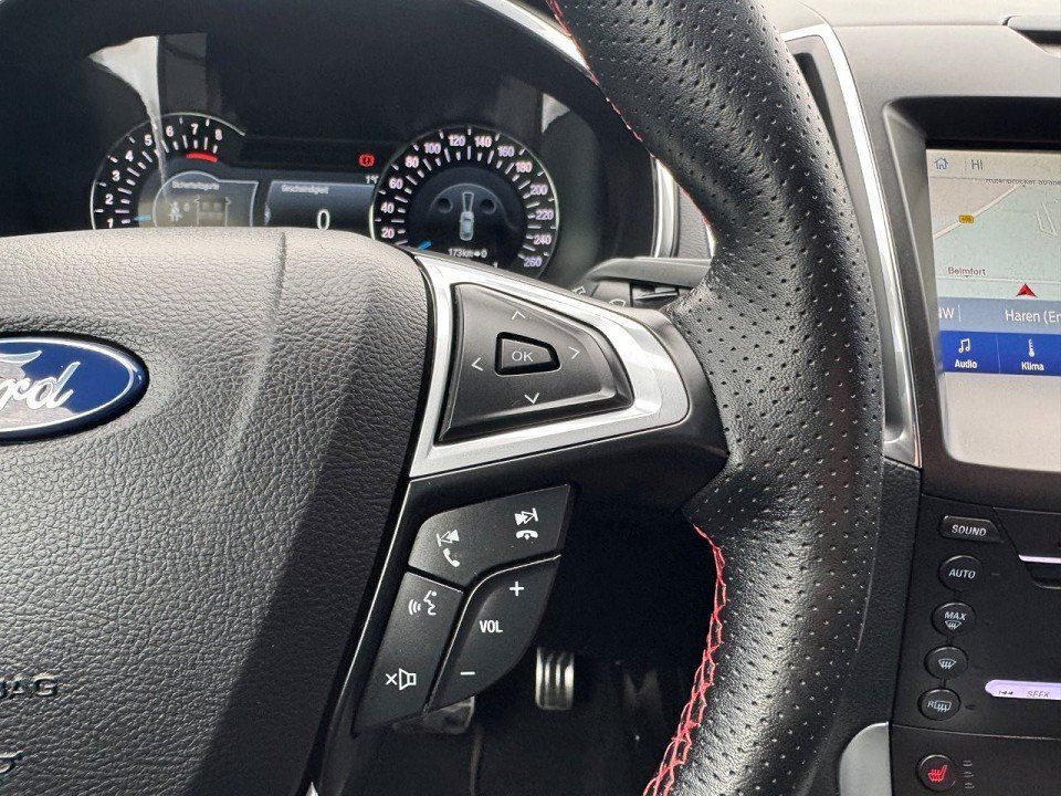 Fahrzeugabbildung Ford S-Max 2.5 FHEV ST-Line Automatik