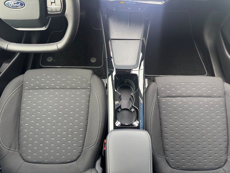 Fahrzeugabbildung Ford Puma Gen-E Standard Range