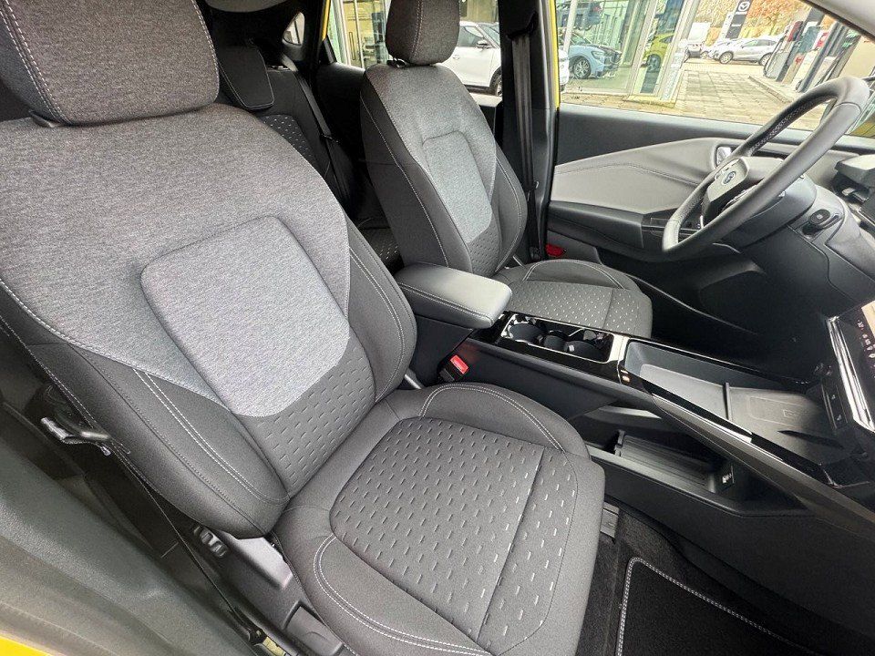 Fahrzeugabbildung Ford Puma Gen-E Standard Range