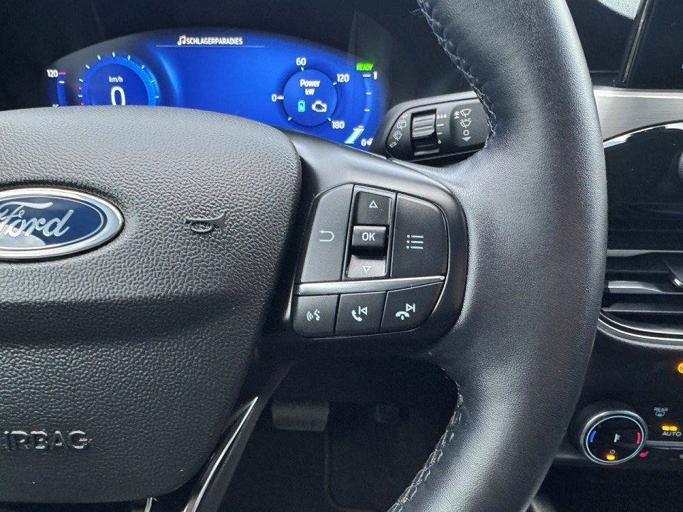 Fahrzeugabbildung Ford Kuga 2,5 PHEV Titanium X Automatik