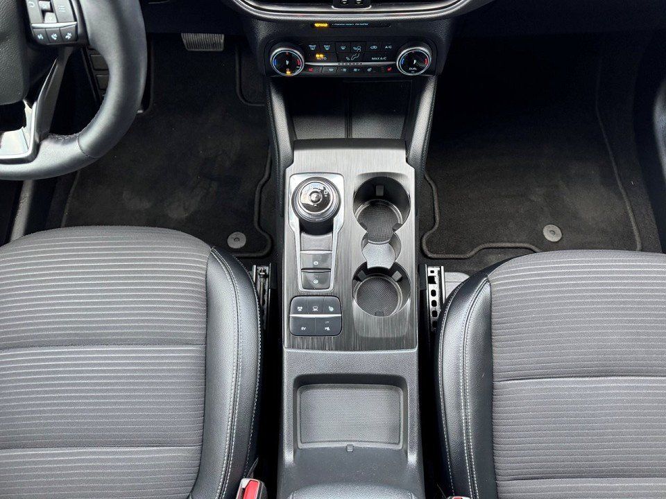 Fahrzeugabbildung Ford Kuga 2,5 PHEV Titanium X Automatik