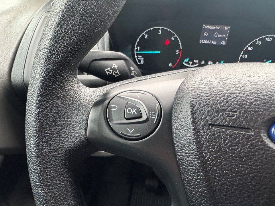 Fahrzeugabbildung Ford Transit Connect 1,5 Ecoblue 240 L1 Kasten Trend