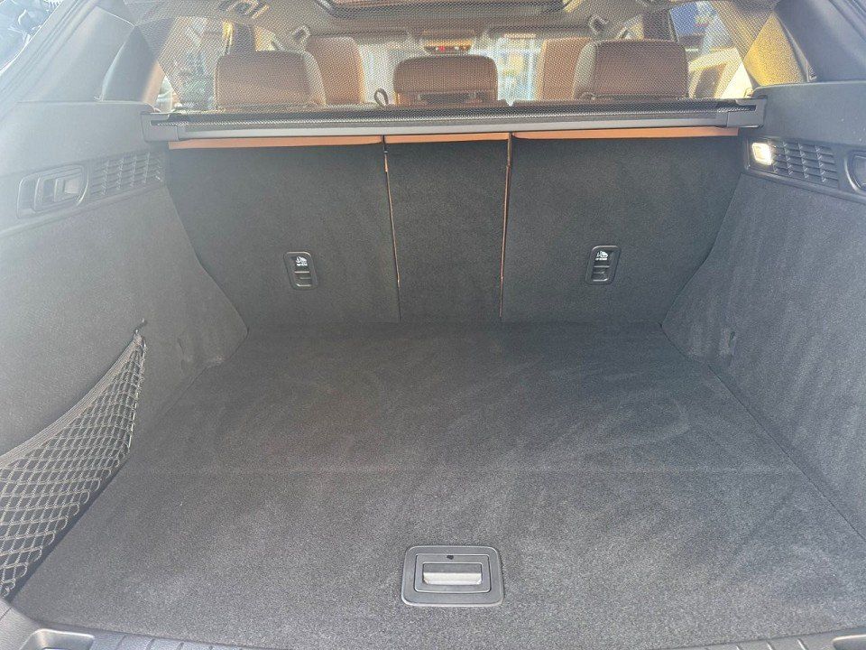 Fahrzeugabbildung Mazda CX-60 3.3L e-SKYACTIV D 254PS Homura Plus