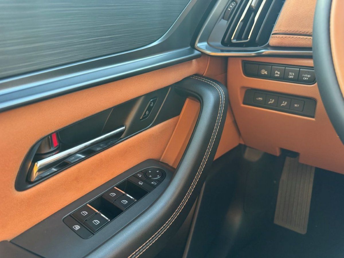 Fahrzeugabbildung Mazda CX-60 3.3L e-SKYACTIV D 254PS Homura Plus