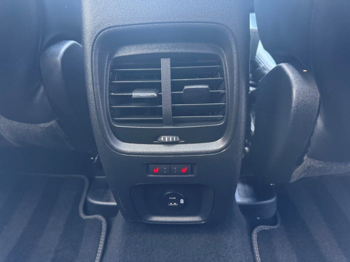 Fahrzeugabbildung Ford Kuga 2,5 PHEV Vignale Automatik