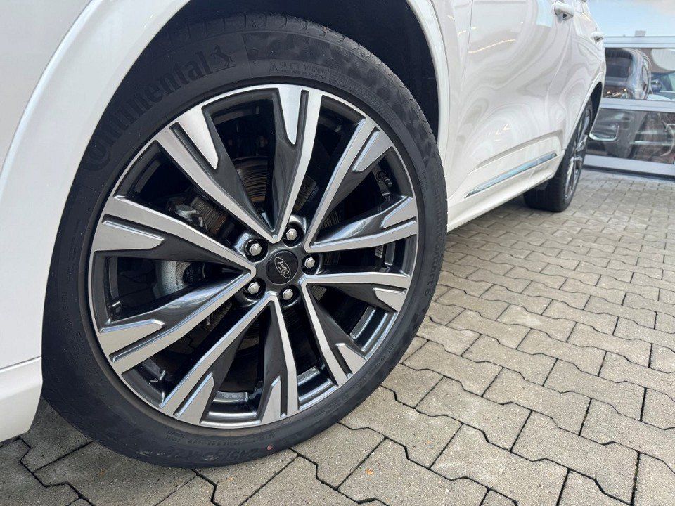 Fahrzeugabbildung Ford Kuga 2,5 PHEV Vignale Automatik