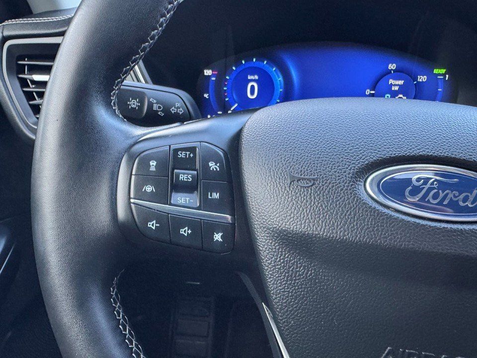 Fahrzeugabbildung Ford Kuga 2,5 PHEV Vignale Automatik