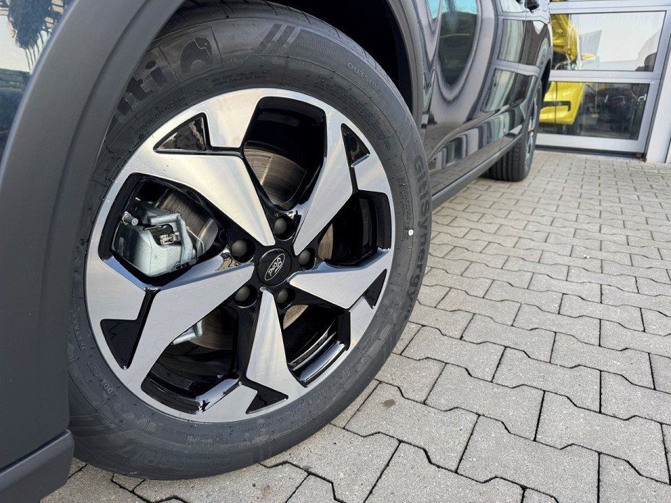 Fahrzeugabbildung Ford Tourneo Connect 1.5 Ecoboost PHEV Active Automat