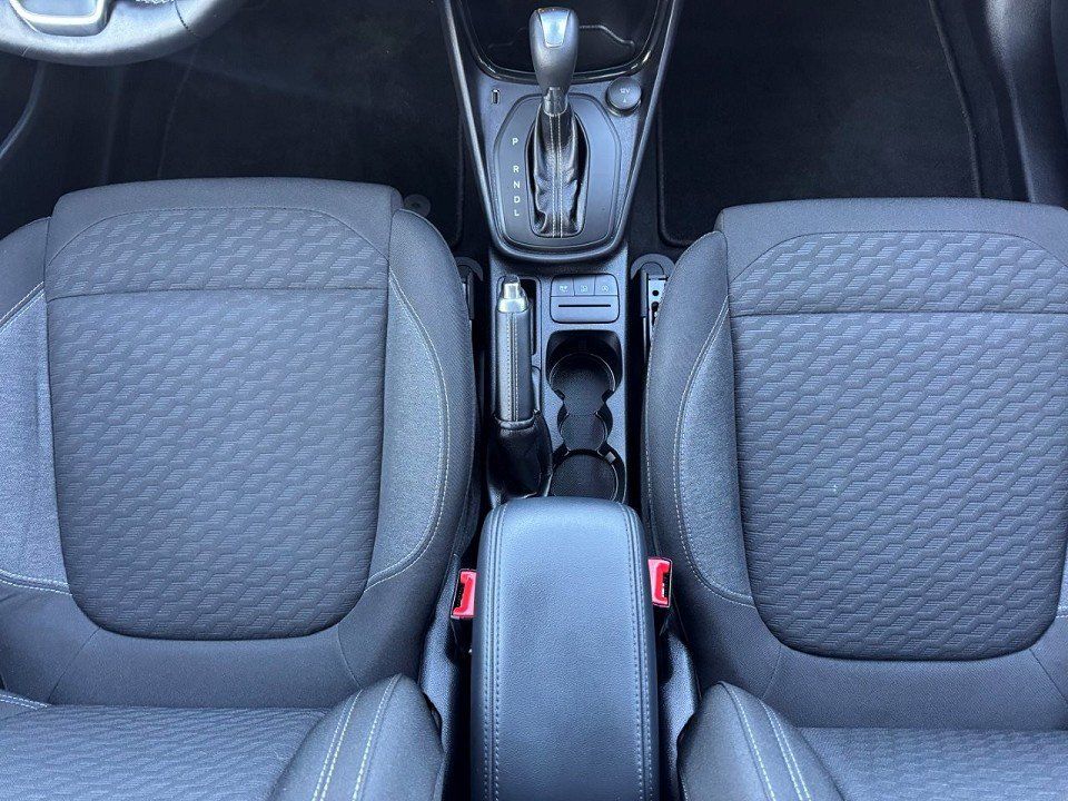 Fahrzeugabbildung Ford Puma 1.0 EcoBoost MHEV Titanium Automatik Puma 1