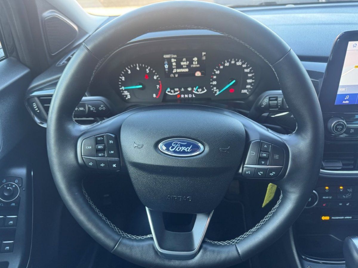 Fahrzeugabbildung Ford Puma 1.0 EcoBoost MHEV Titanium Automatik Puma 1