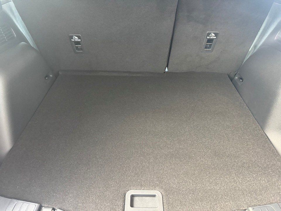 Fahrzeugabbildung Ford Kuga 2,5 FHEV AWD Active X Automatik