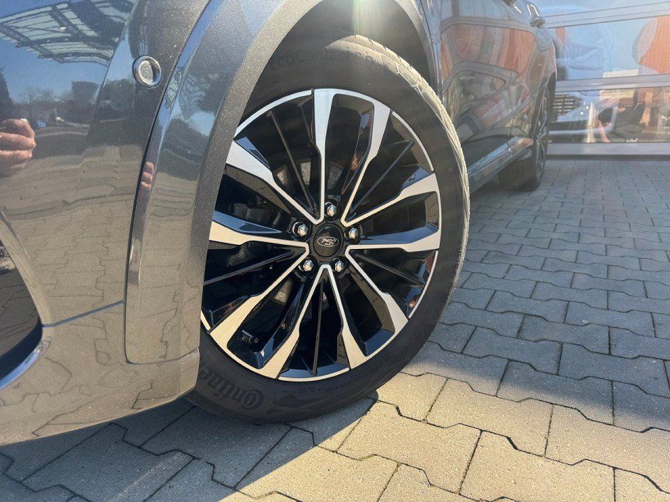 Fahrzeugabbildung Ford Puma 1,0 Ecoboost MHEV ST-line Vignale
