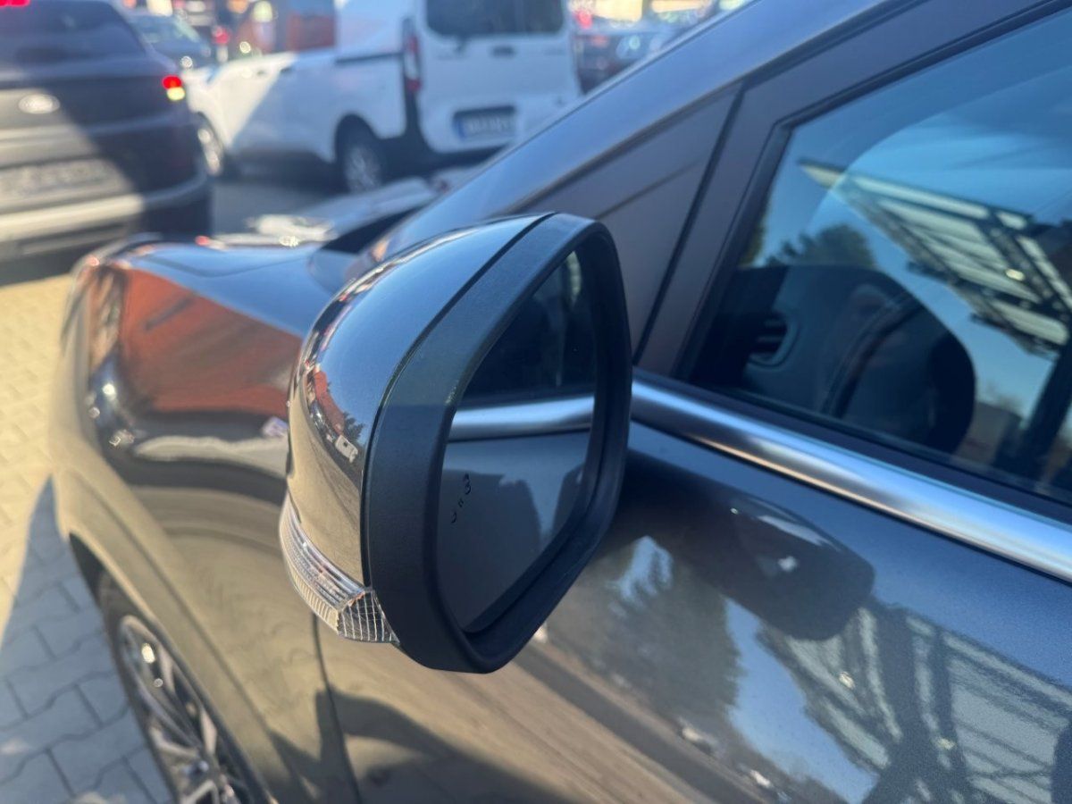 Fahrzeugabbildung Ford Puma 1,0 Ecoboost MHEV ST-line Vignale