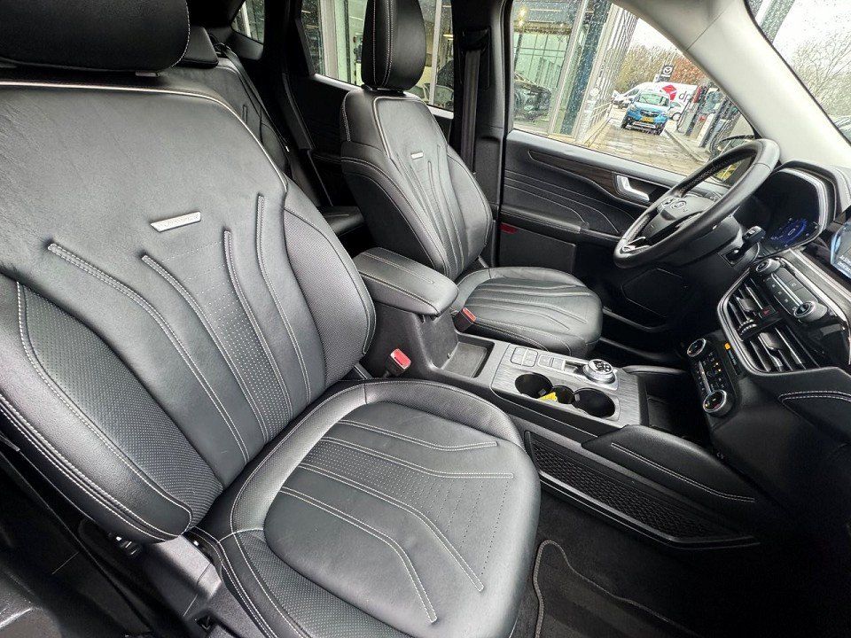 Fahrzeugabbildung Ford Kuga 2.5 PHEV Vignale Automatik