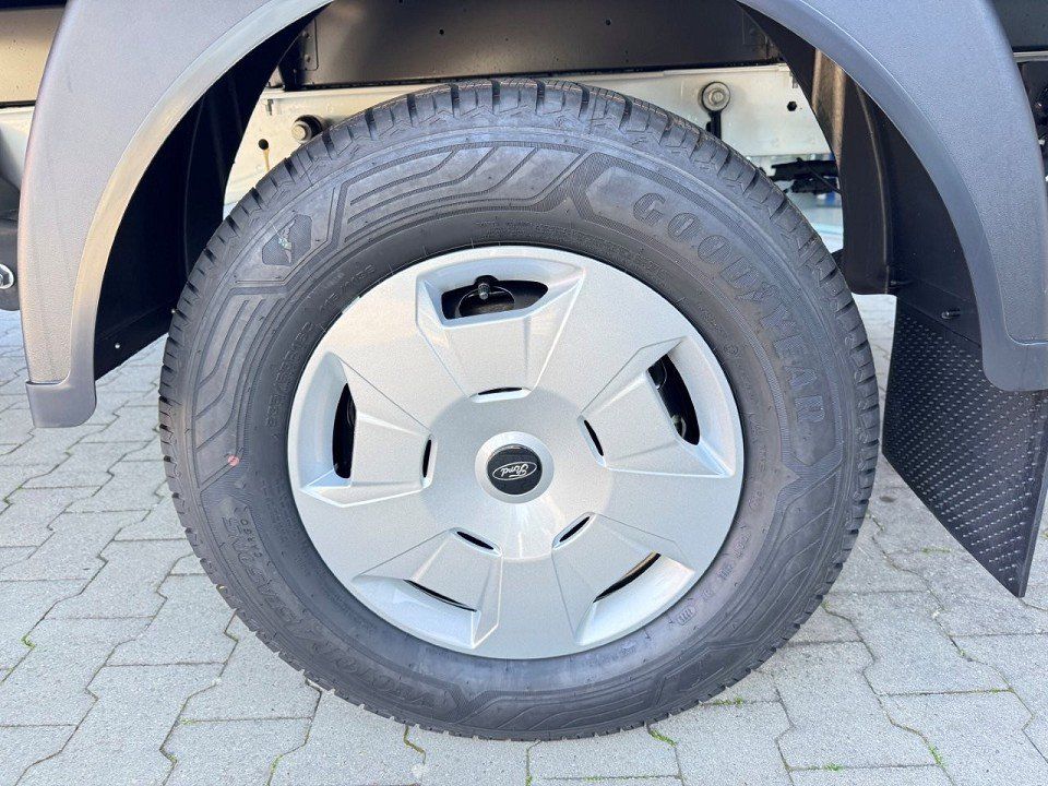 Fahrzeugabbildung Ford Transit 2,0 Ecoblue 350 L3 Doppelkabine Pritsche