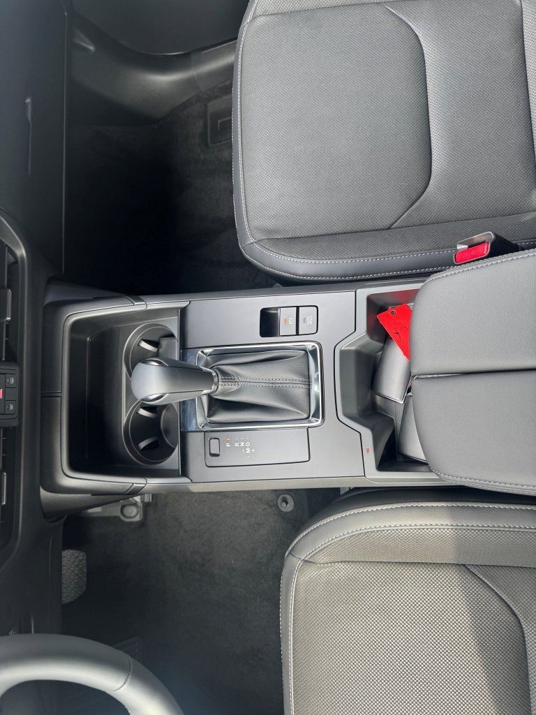 Fahrzeugabbildung Mazda CX-5 2.5L e-SKYACTIV G 141ps Exclusive-Line Auto